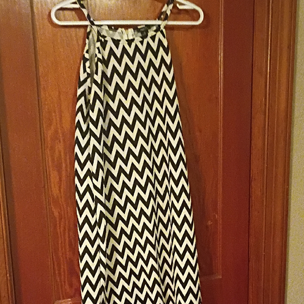 Rue21 Black and White Chevron Dress
